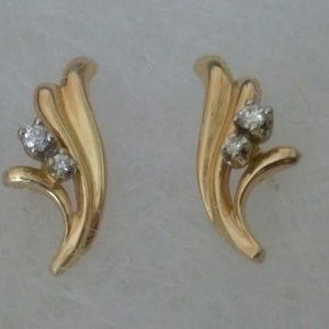 14K Gold Diamond Earrings